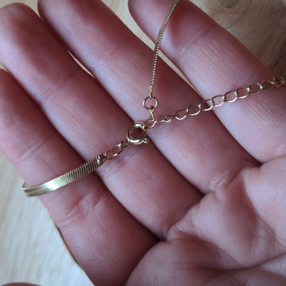 Gold Chain Athena Necklace - La Hera - Picture 5 of 6